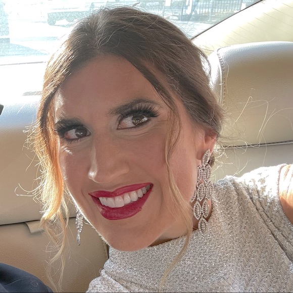 Meet your Posher, Sacha - Picture 1 of 1